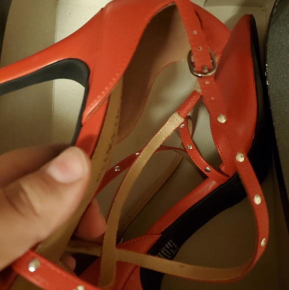 CHRISTIAN SIRIANO HEELS SIZE 10 WIDE - Picture 4 of 13